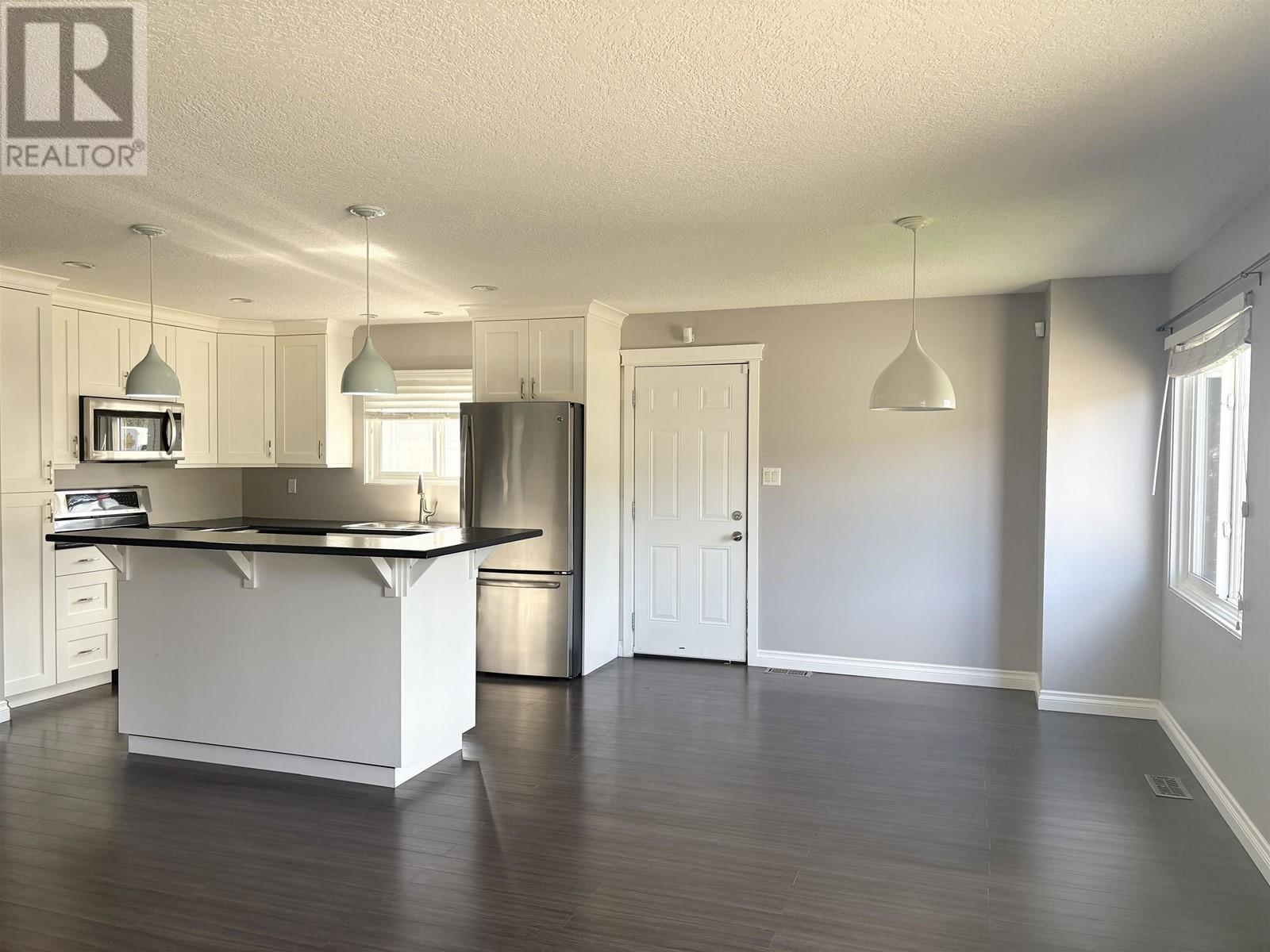Property at 2460 FOOT STREET image 3