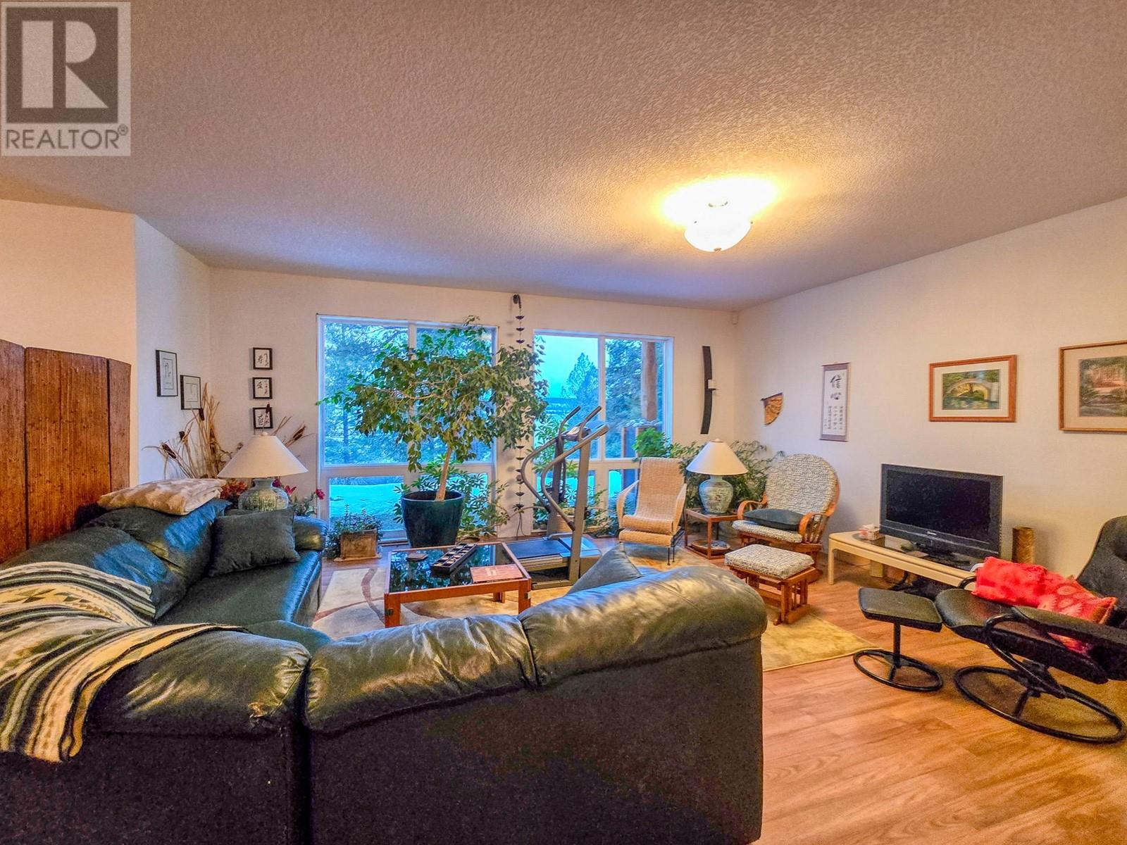 8403 Bighorn Sheep Lane, Canal Flats, British Columbia  V0B 1B0 - Photo 68 - 10332329