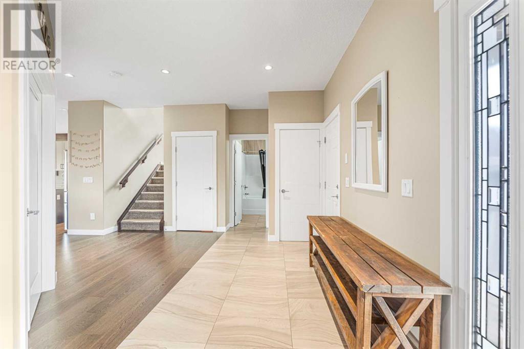 7 West Highland Green, Carstairs, Alberta  T0M 0N0 - Photo 4 - A2212089