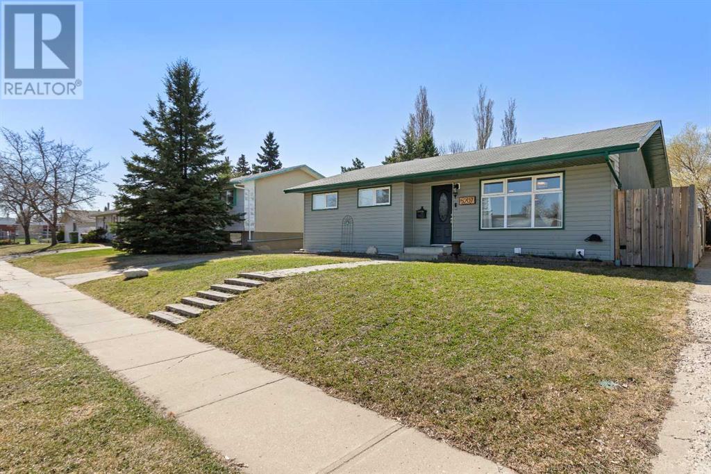 5207 32 Street, Lloydminster, Alberta  T9V 1G1 - Photo 40 - A2215984