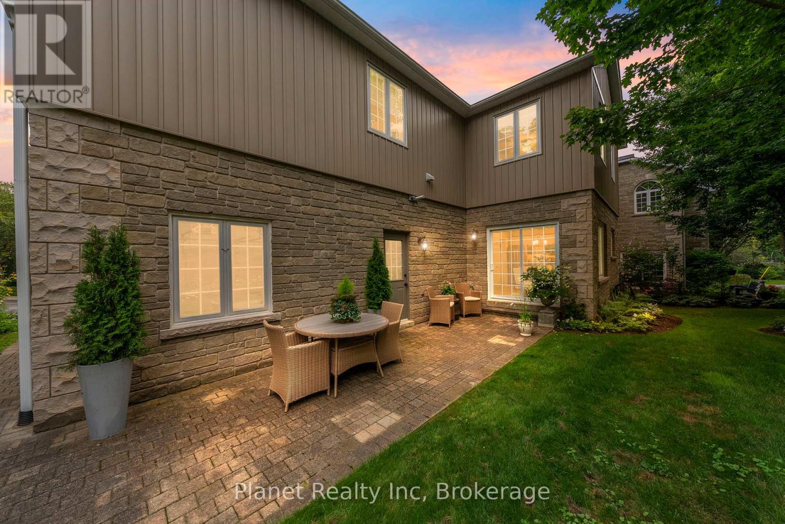 Property at 11 - 25 MANOR PARK CRESCENT image 3
