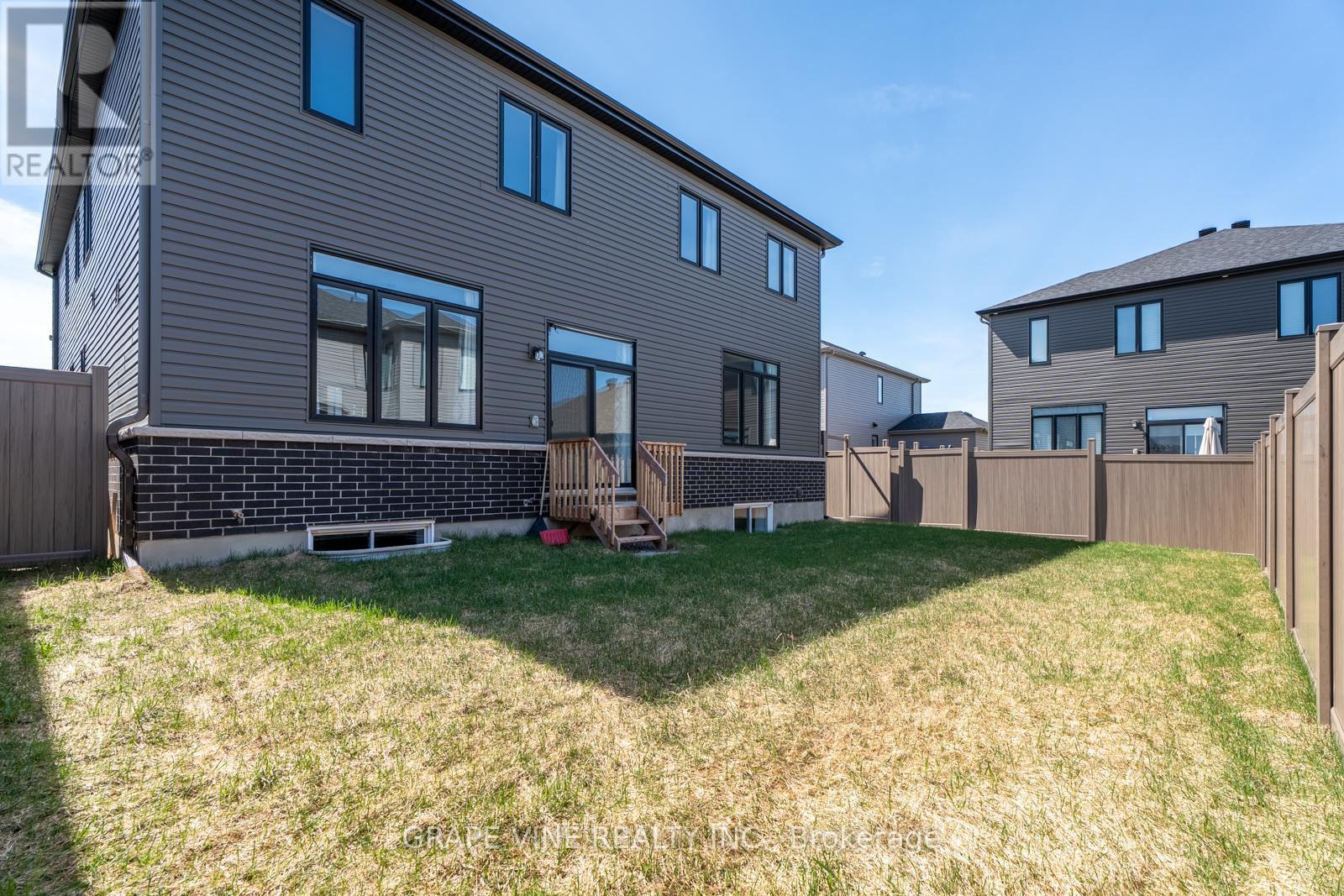 61 Adrift Street, Ottawa, Ontario  K4M 0E1 - Photo 34 - X12044000