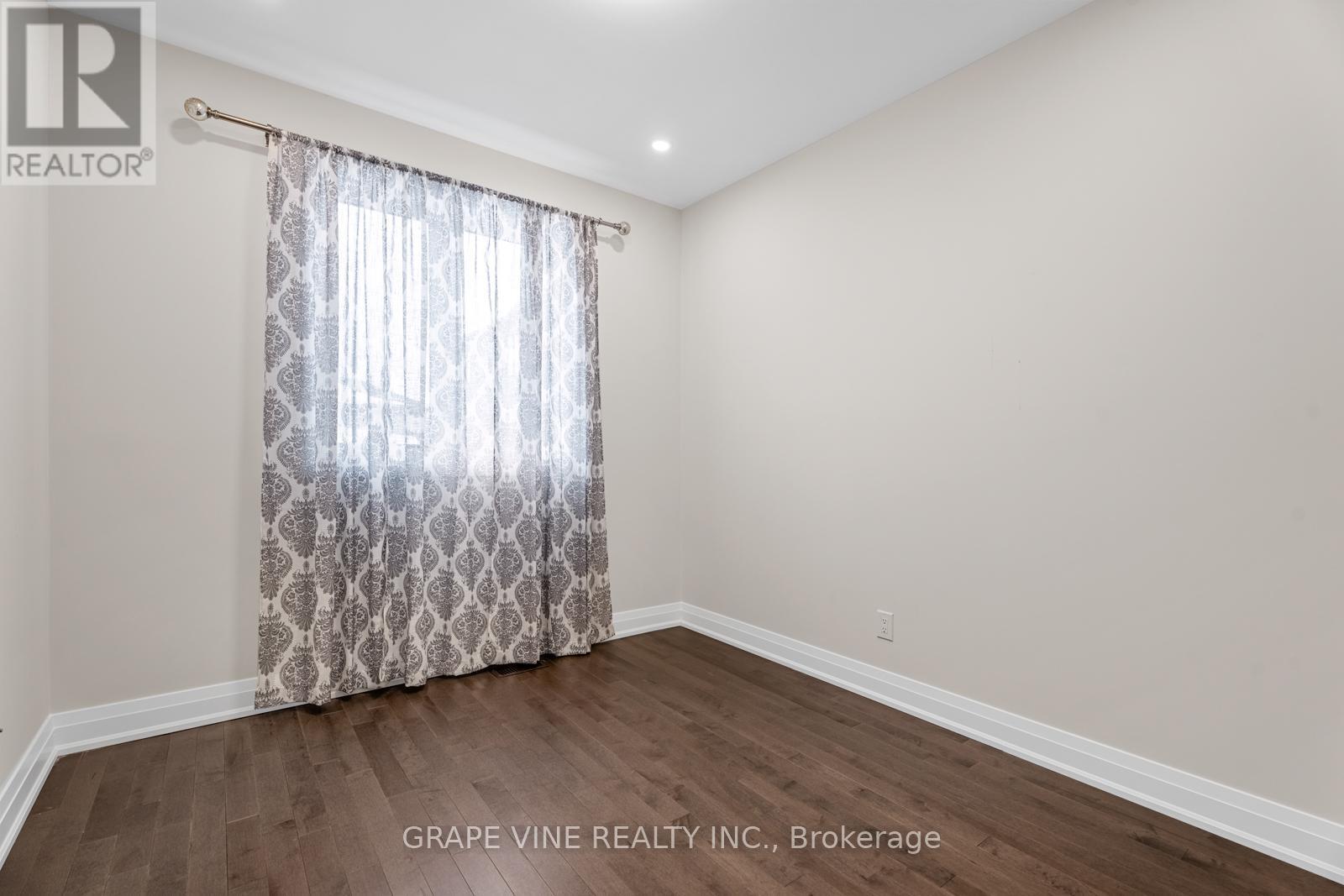 61 Adrift Street, Ottawa, Ontario  K4M 0E1 - Photo 8 - X12044000