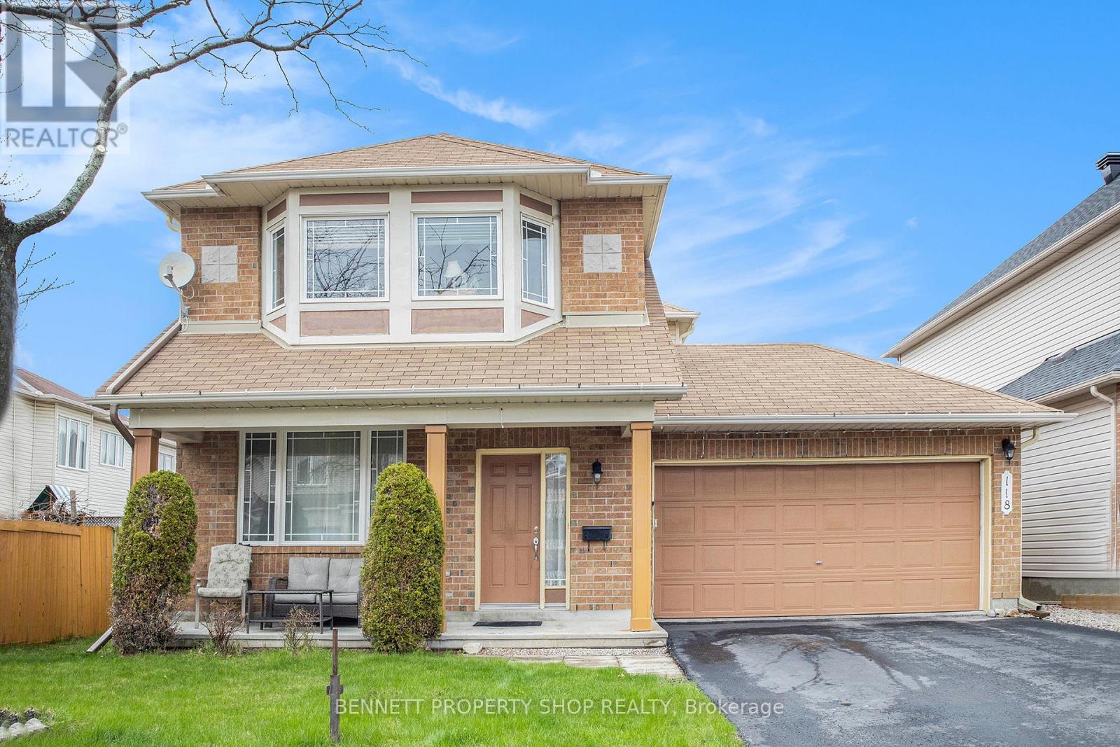 Property at 118 HOLLOWBROOK DRIVE image 1