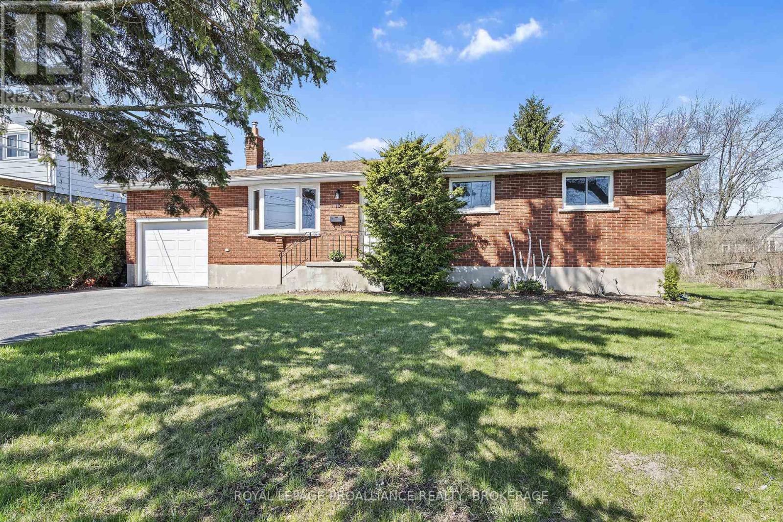 Property at 15 SUNNY ACRES ROAD image 3