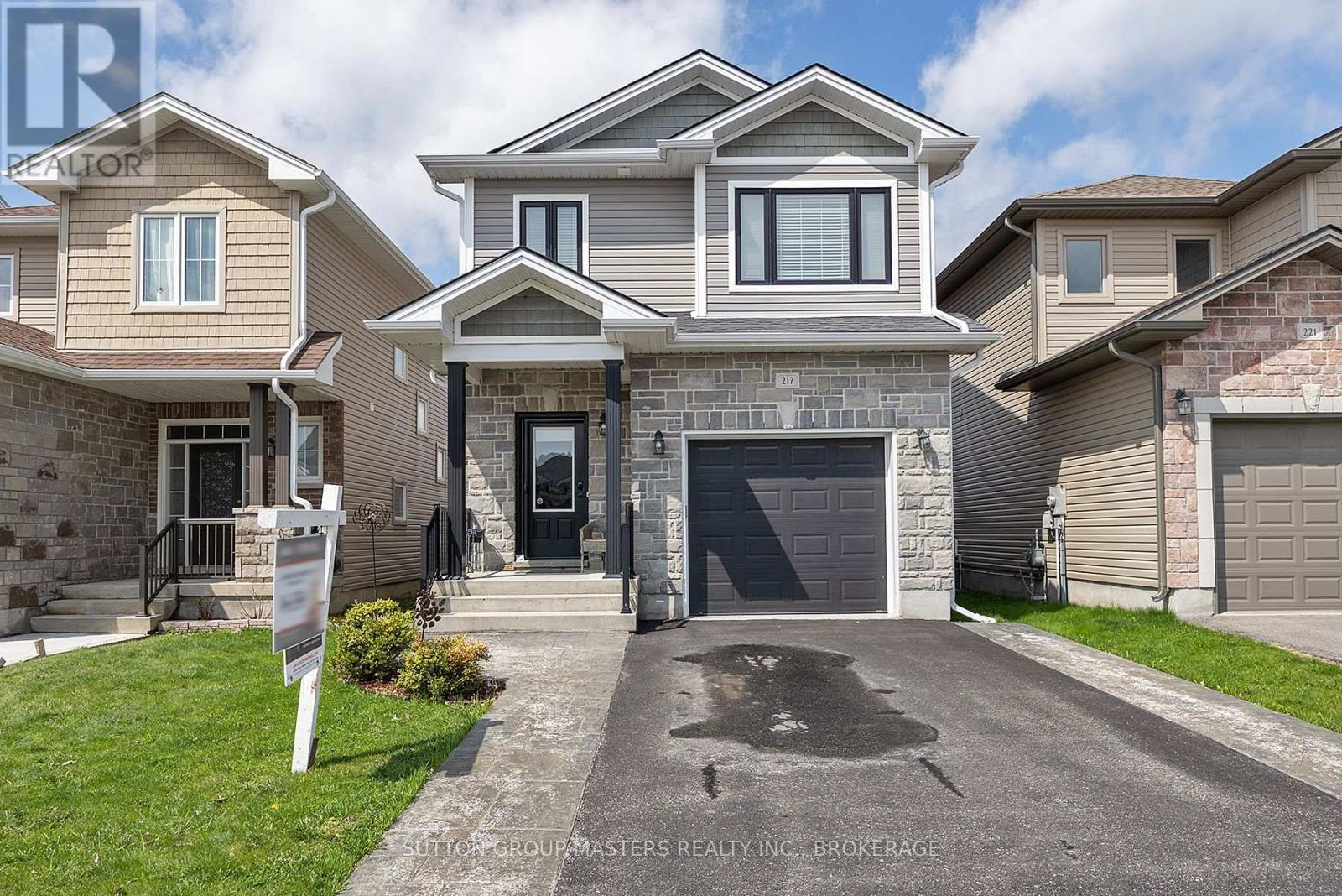 217 Holden Street, Kingston, Ontario  K7P 0L1 - Photo 2 - X12124042