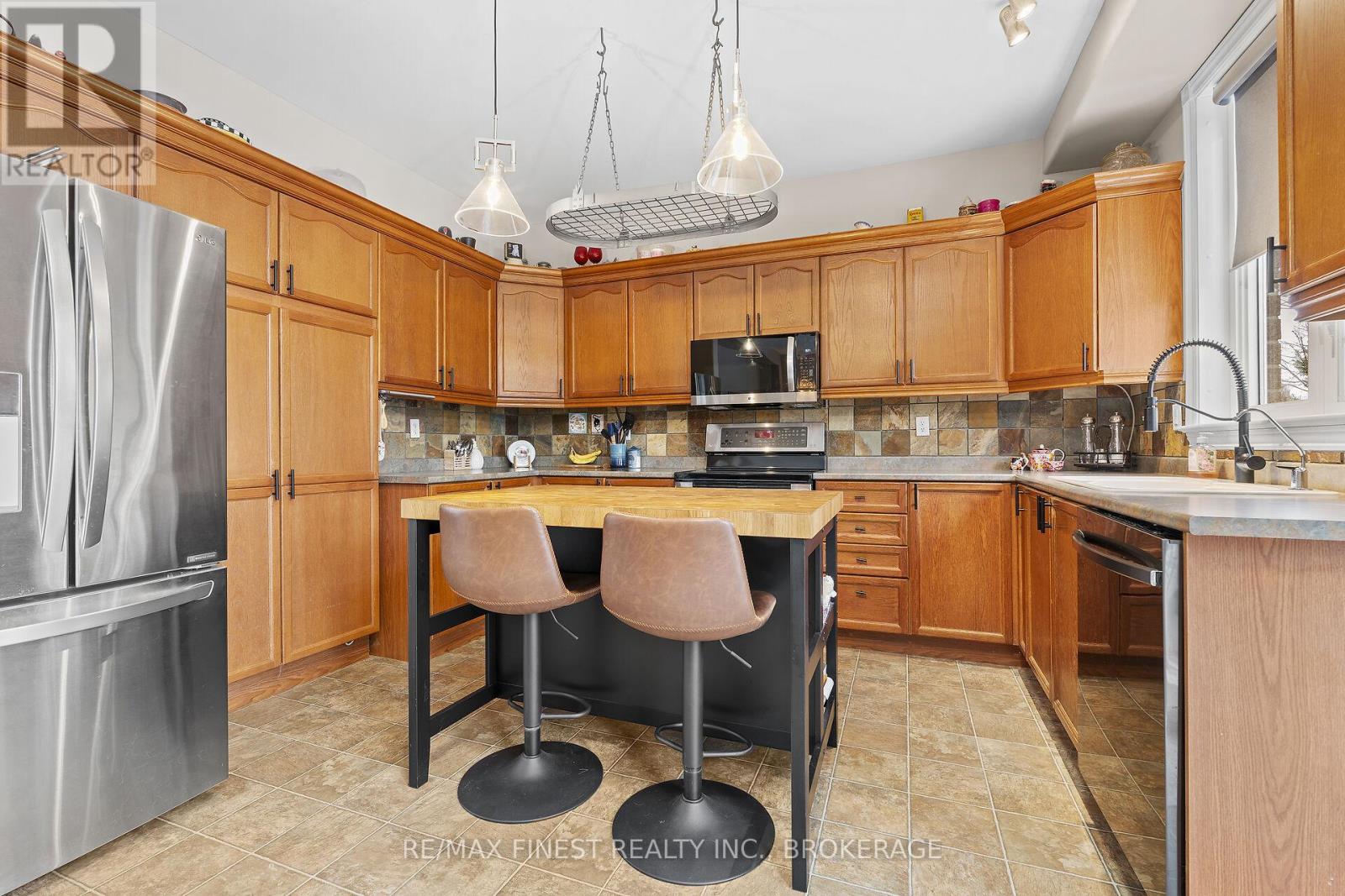 230 Honeywood Avenue, Kingston, Ontario  K7K 7L4 - Photo 14 - X12124072