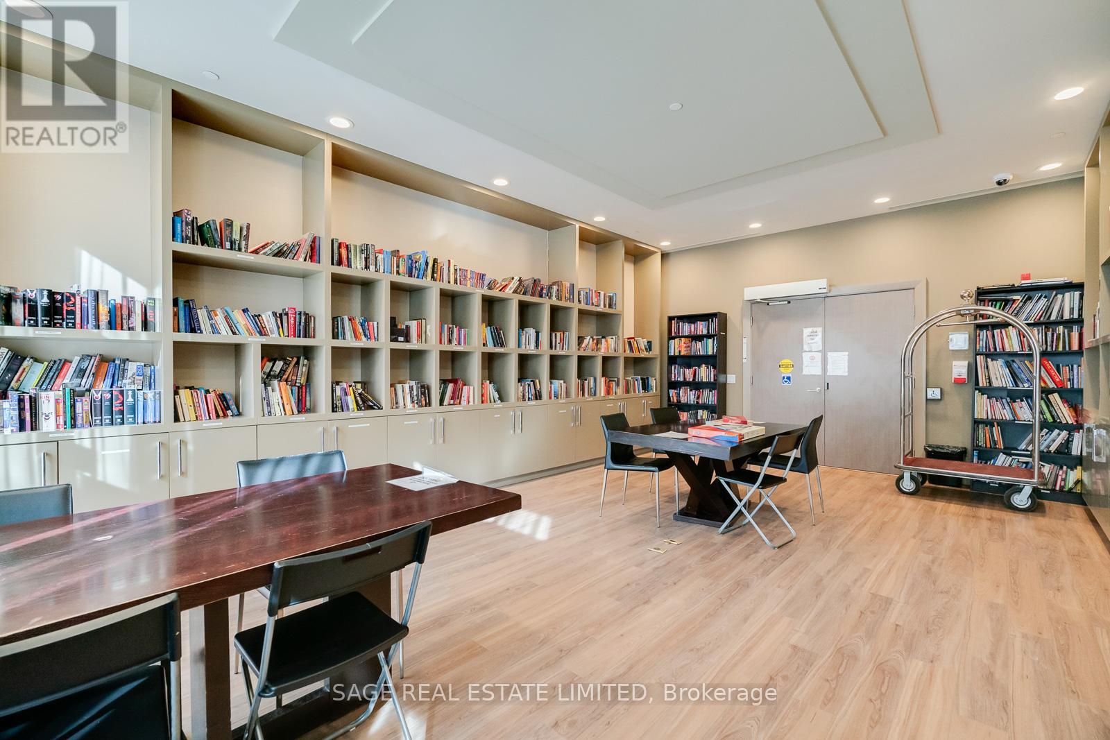 311 - 35 Saranac Boulevard, Toronto (Englemount-Lawrence), Ontario  M6A 2G4 - Photo 23 - C12123893
