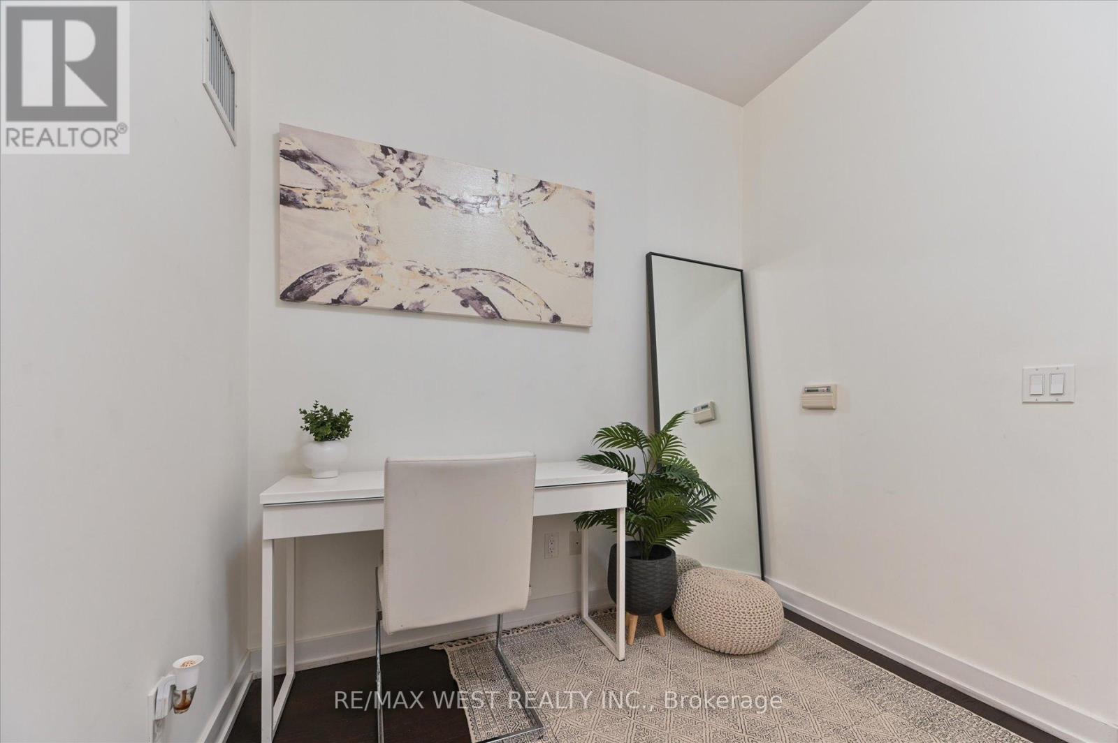 431 - 1030 King Street W, Toronto, Ontario  M6K 3N3 - Photo 4 - C12123930