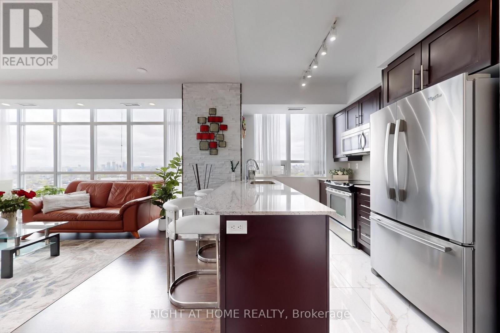 2415 - 125 Western Battery Road, Toronto (Niagara), Ontario  M6K 3R8 - Photo 11 - C12123938