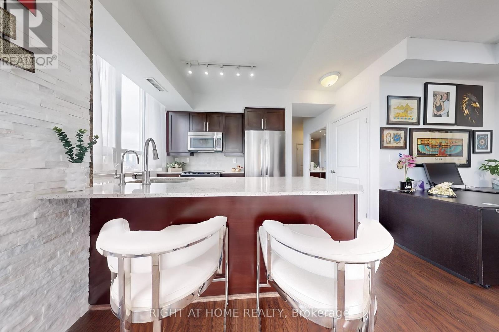 2415 - 125 Western Battery Road, Toronto (Niagara), Ontario  M6K 3R8 - Photo 12 - C12123938