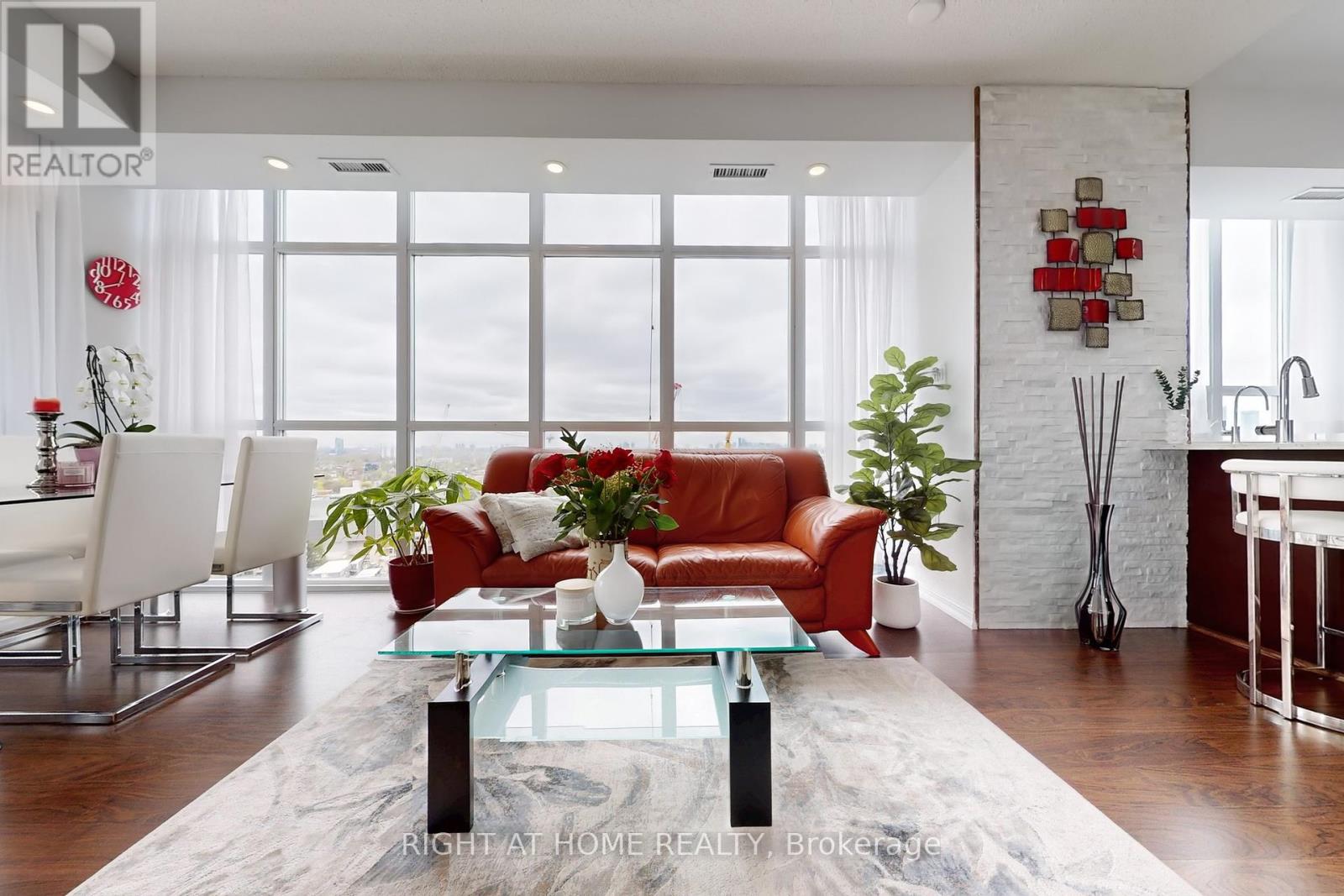 2415 - 125 Western Battery Road, Toronto (Niagara), Ontario  M6K 3R8 - Photo 6 - C12123938