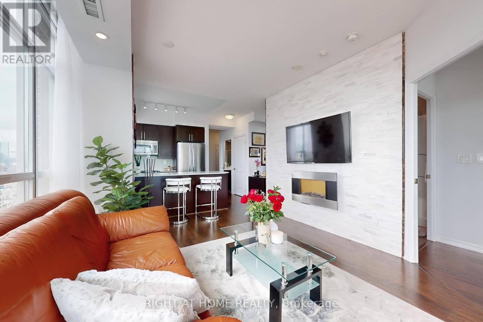 2415 - 125 Western Battery Road, Toronto (Niagara), Ontario  M6K 3R8 - Photo 8 - C12123938