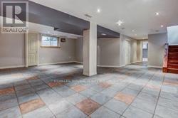 102 Mcgillivray Avenue, Toronto (Bedford Park-Nortown), Ontario  M5M 2Y4 - Photo 13 - C12123940
