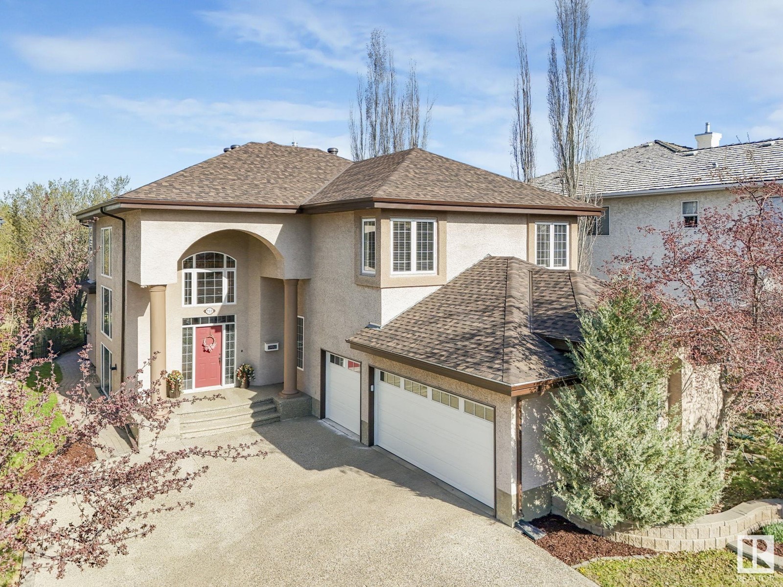 Property at 732 BUTTERWORTH DR NW image 1