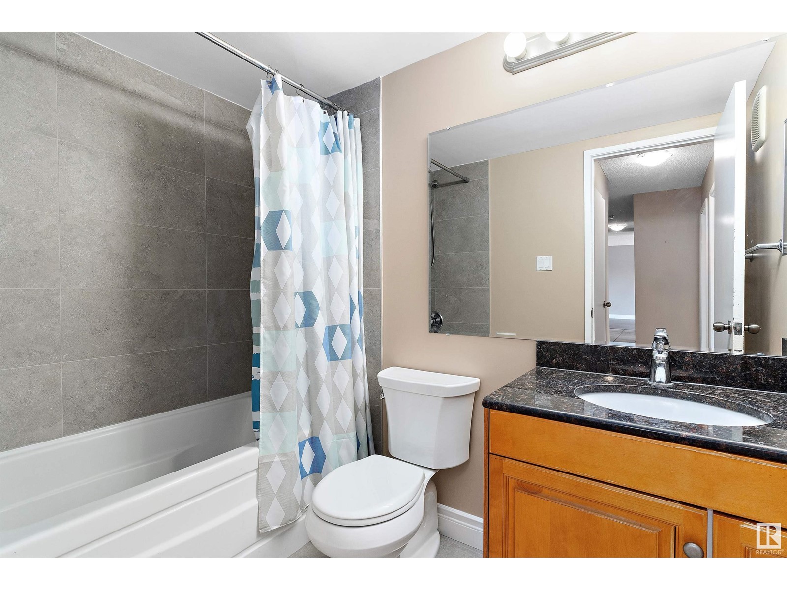 #303 10149 83 Av Nw, Edmonton, Alberta  T6E 2C5 - Photo 15 - E4434497