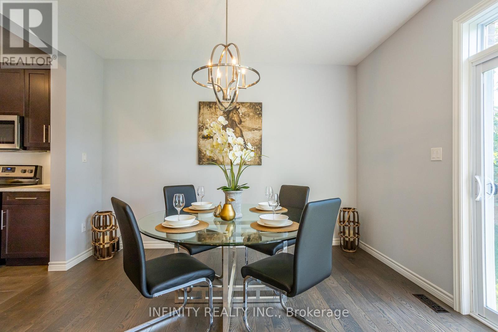 694 Chelton Road, London South, Ontario  N6M 0H8 - Photo 7 - X12123984