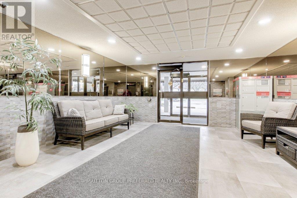 Property at 605 - 1600 ADELAIDE STREET N image 3