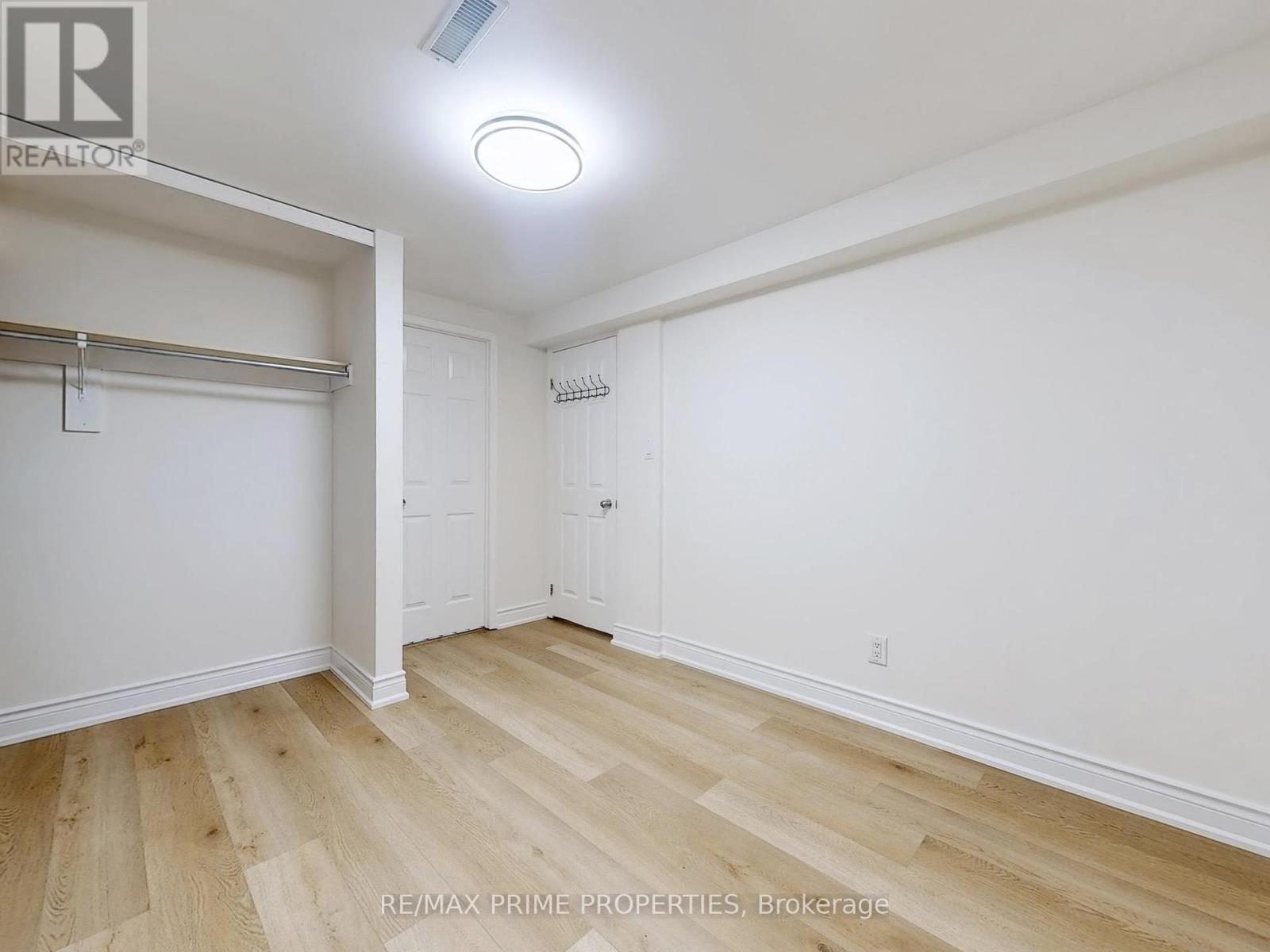 38 Audrelane Court, Toronto (Milliken), Ontario  M1V 3S4 - Photo 24 - E12123850
