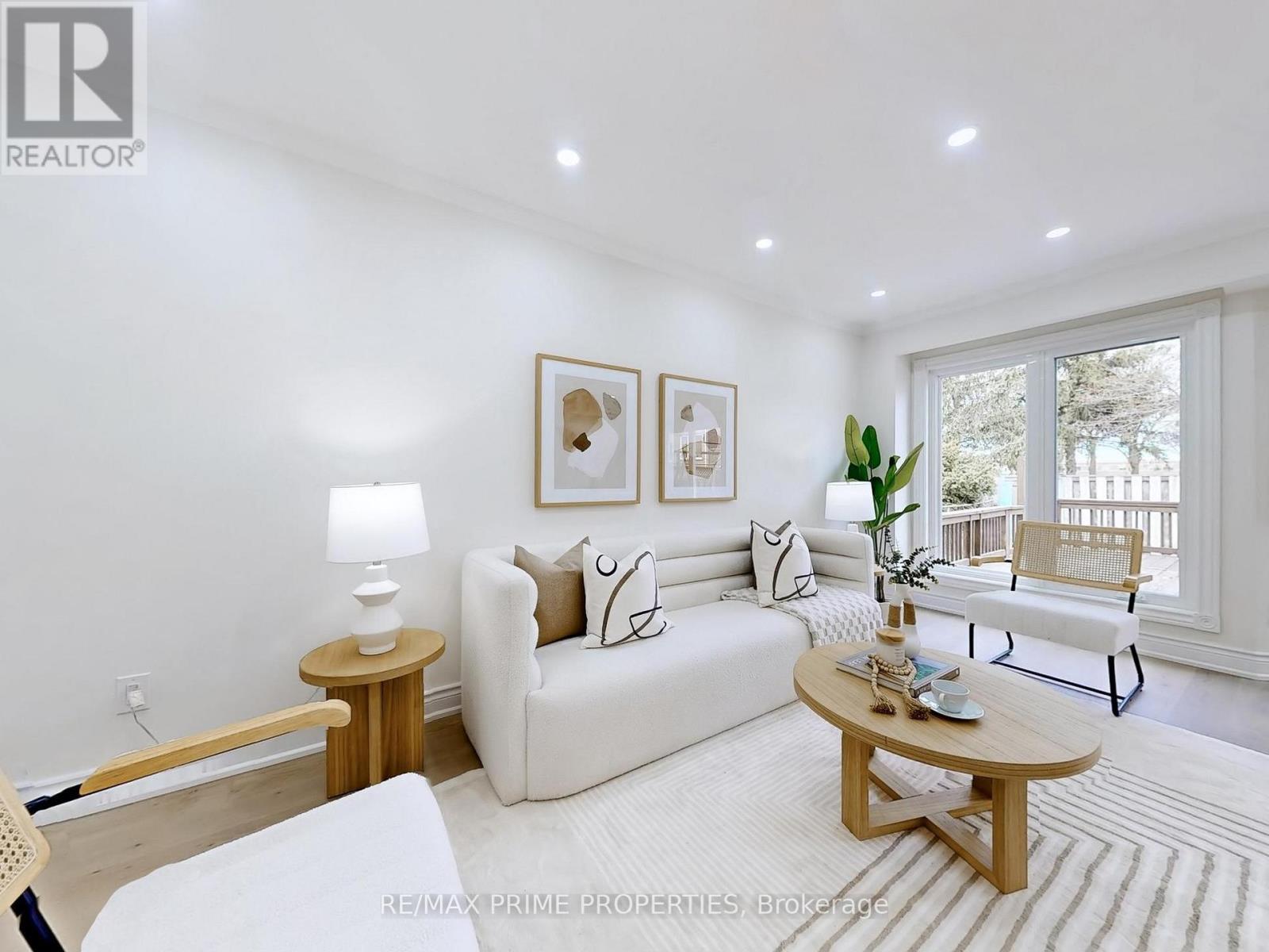 Property at 38 AUDRELANE COURT image 3