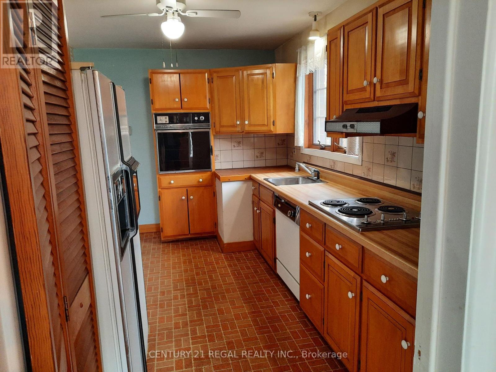 68 Blakemanor Boulevard, Toronto (Woburn), Ontario  M1J 2W5 - Photo 10 - E12123960