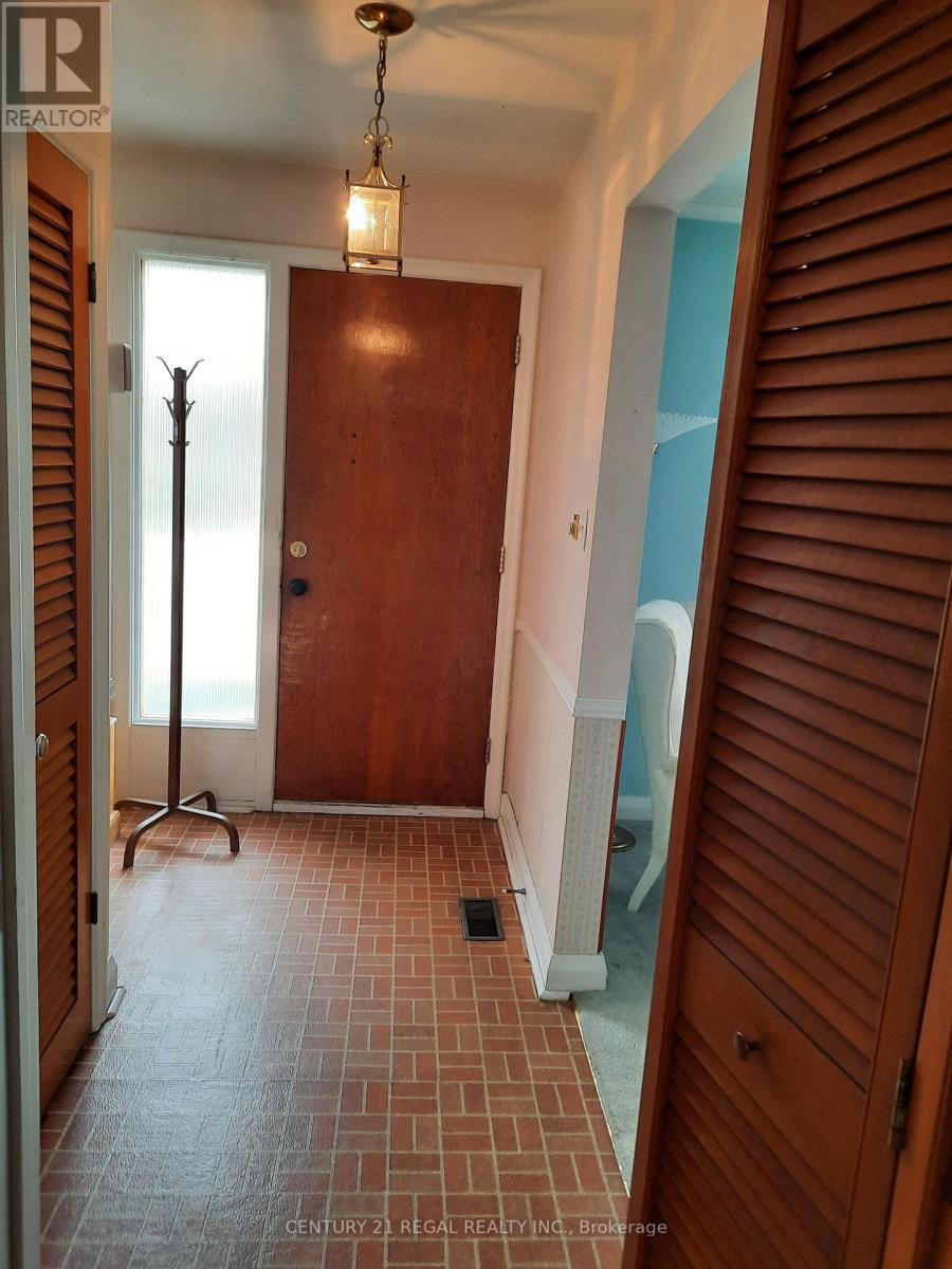 68 Blakemanor Boulevard, Toronto, Ontario  M1J 2W5 - Photo 11 - E12123960