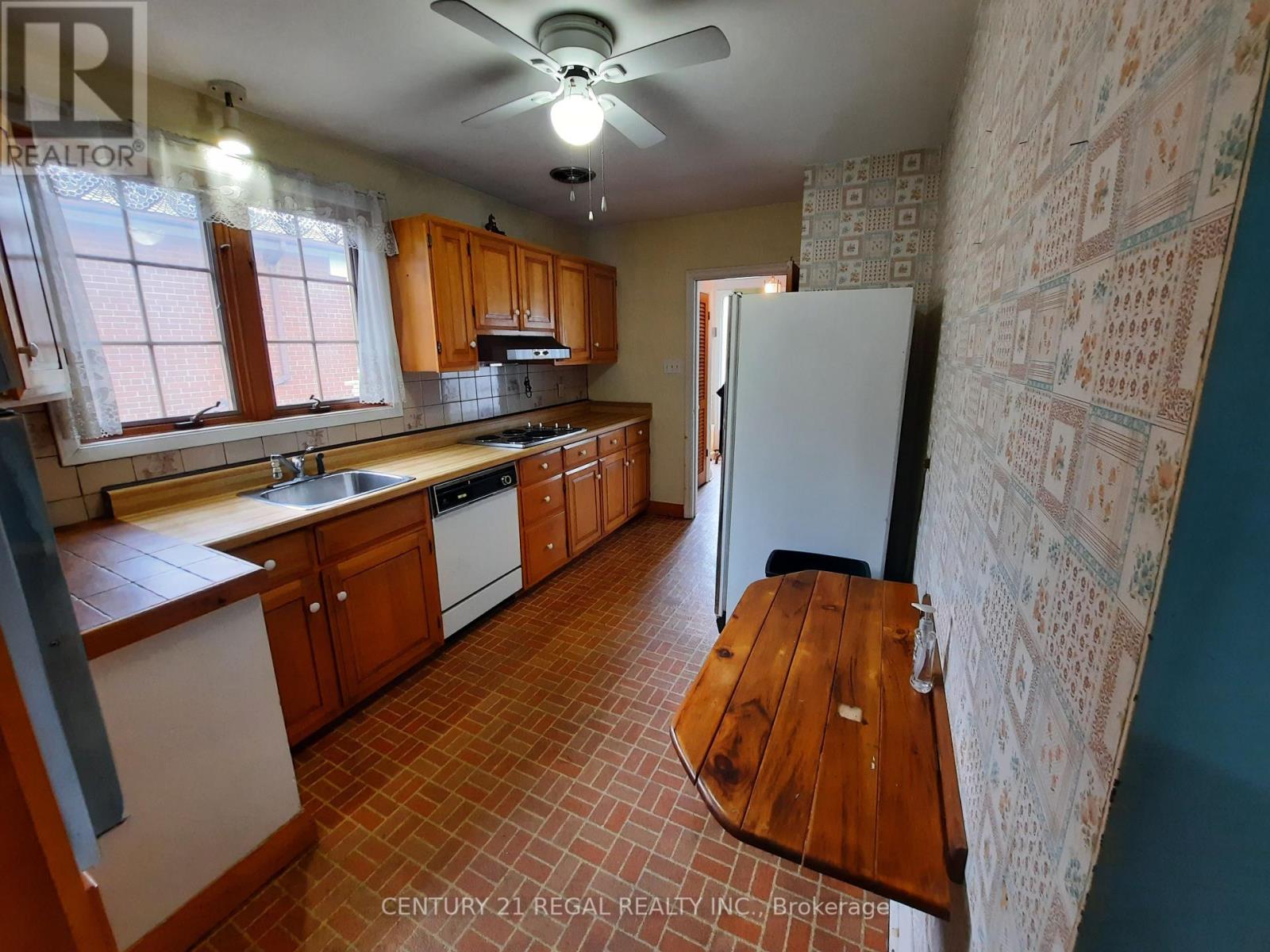 68 Blakemanor Boulevard, Toronto, Ontario  M1J 2W5 - Photo 16 - E12123960