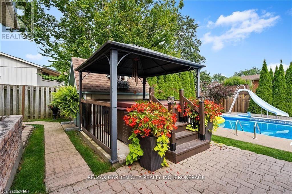 55 Sherwood Forest Trail, Welland, Ontario  L3C 5X7 - Photo 24 - X12123387