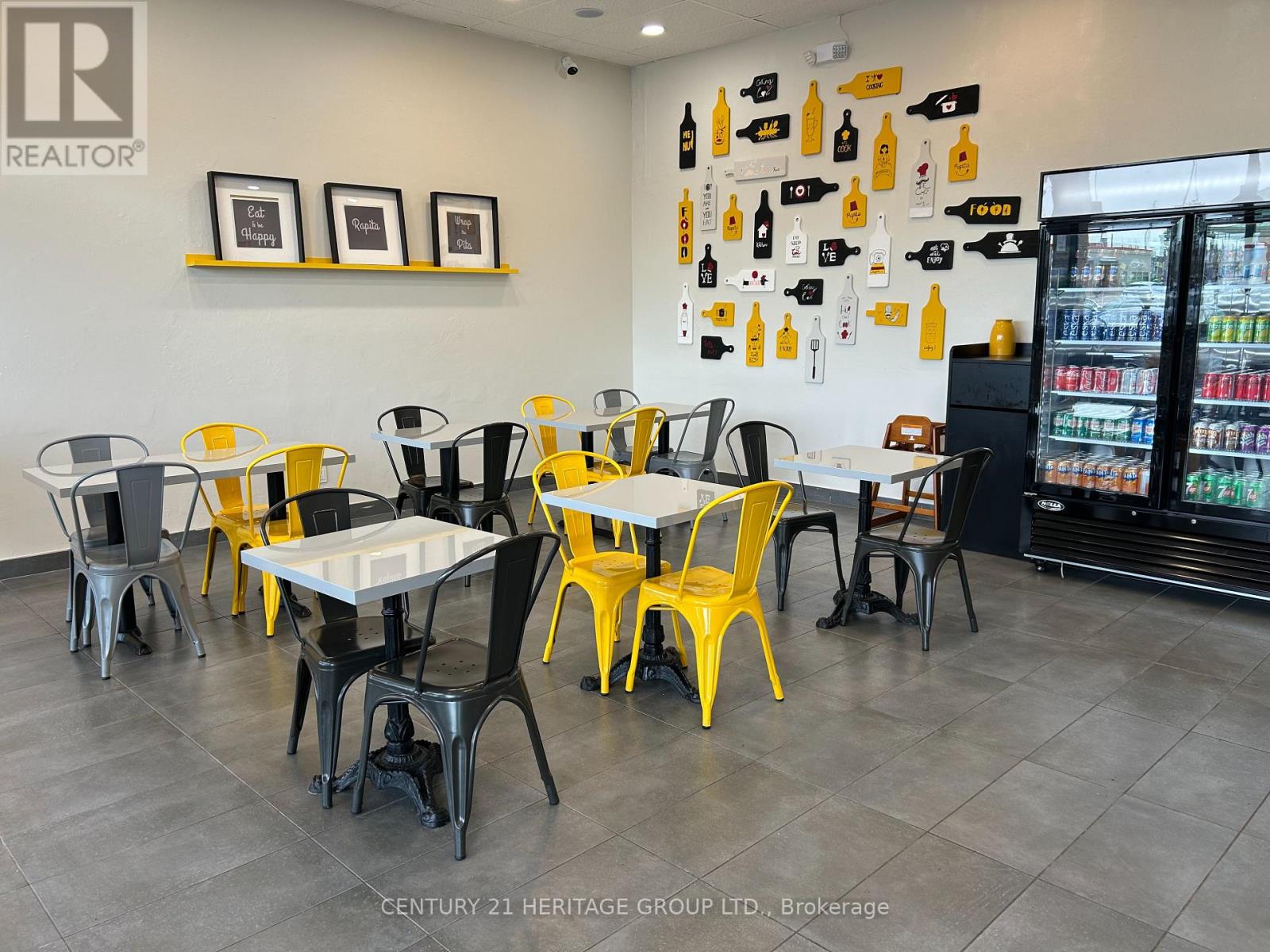 10520 Yonge Street, Richmond Hill, Ontario  L4C 3C7 - Photo 6 - N12123845