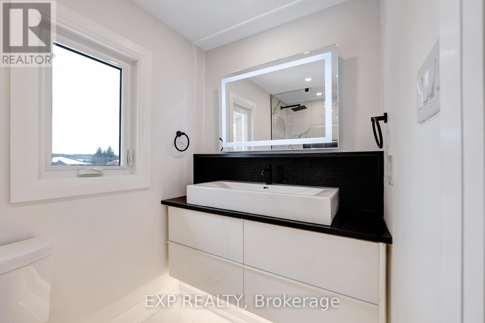 74 Attridge Drive, Aurora, Ontario  L4G 6J4 - Photo 23 - N12123857
