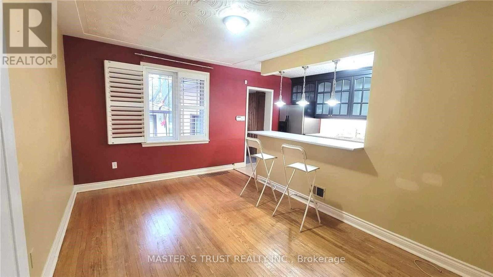 Main Fl - 86 Rockport Crescent, Richmond Hill, Ontario  L4C 2L8 - Photo 5 - N12123873