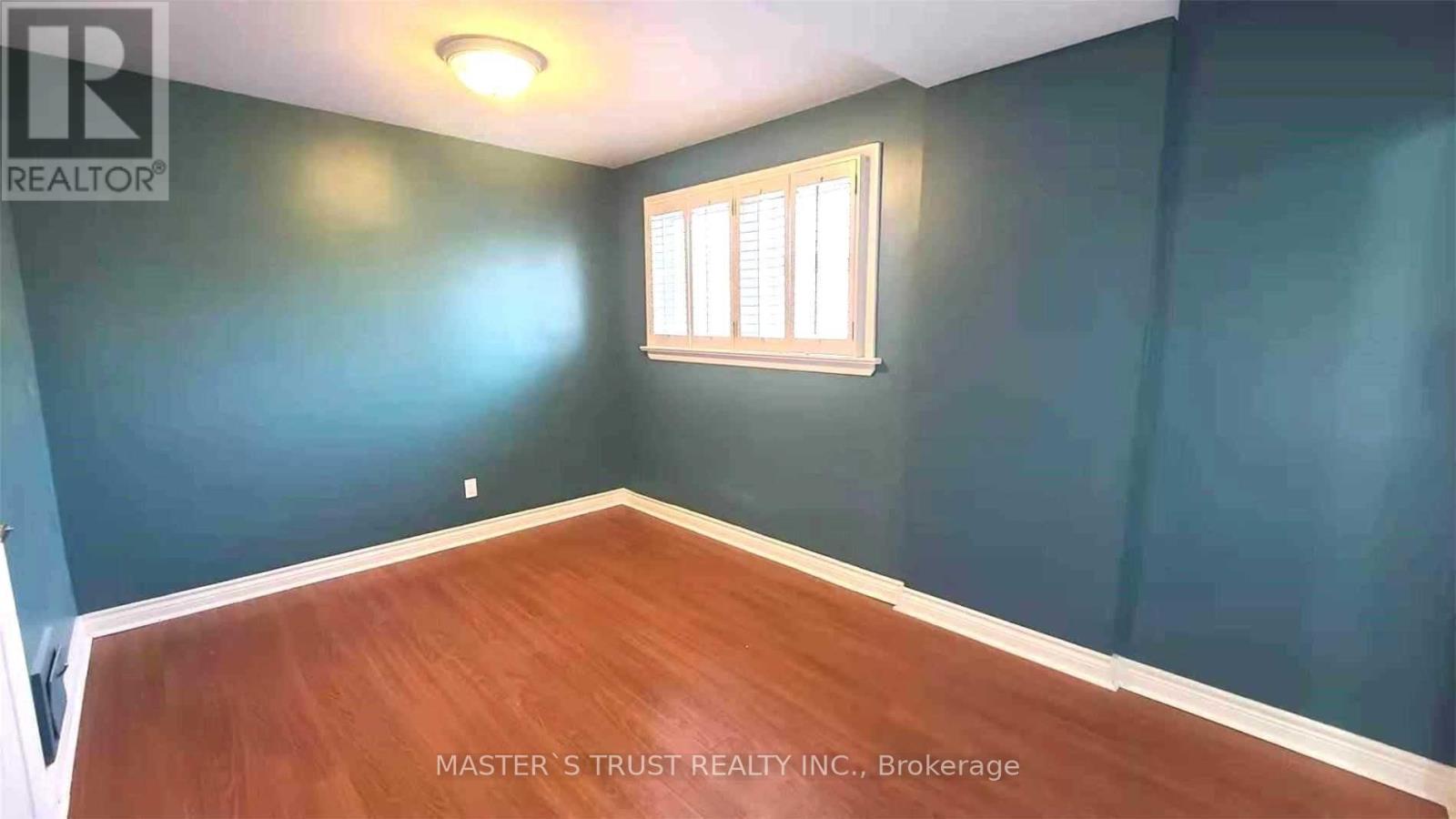 Main Fl - 86 Rockport Crescent, Richmond Hill, Ontario  L4C 2L8 - Photo 7 - N12123873