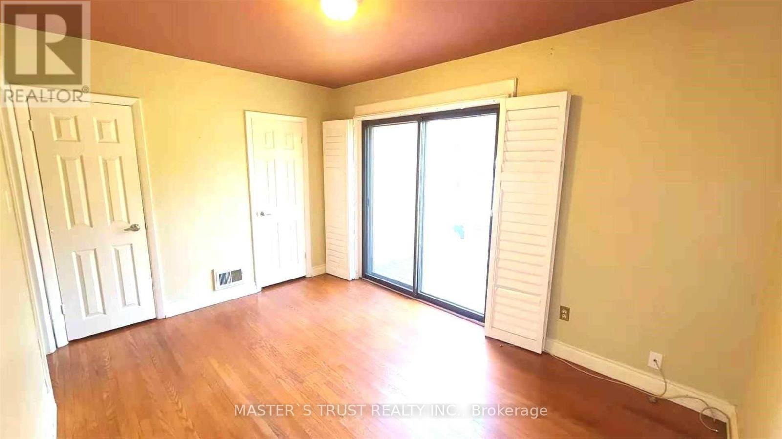 Main Fl - 86 Rockport Crescent, Richmond Hill, Ontario  L4C 2L8 - Photo 9 - N12123873