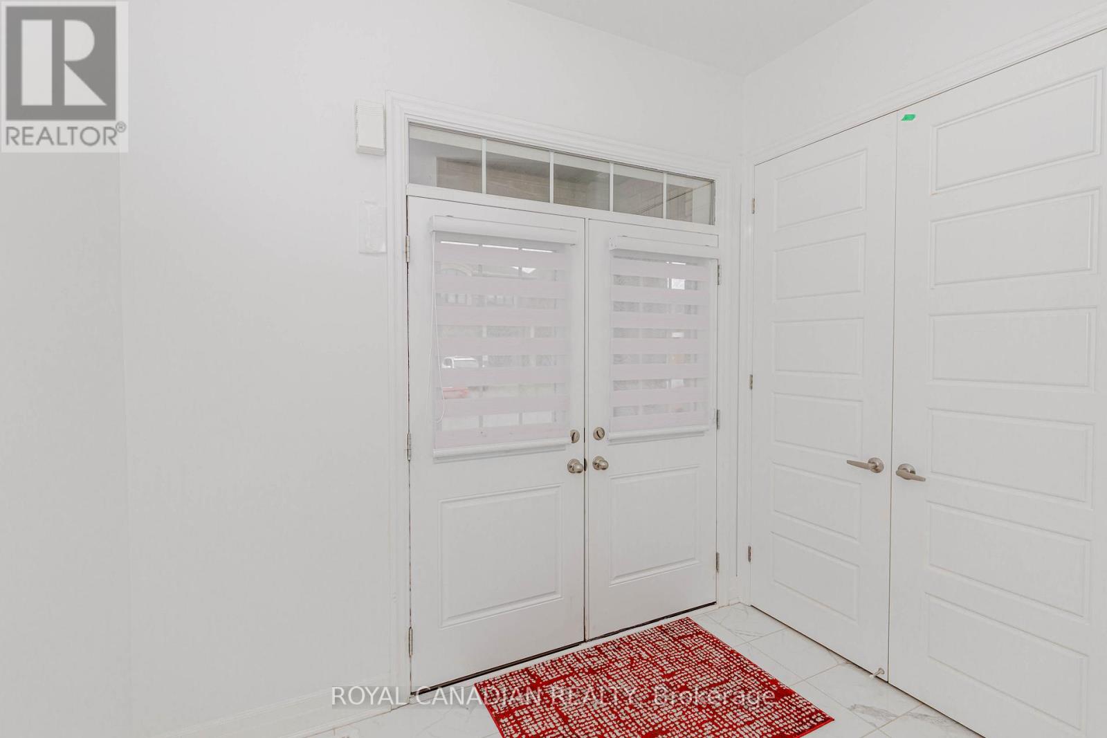 1359 Lobelia Crescent, Milton, Ontario  L9E 1X1 - Photo 4 - W12059993