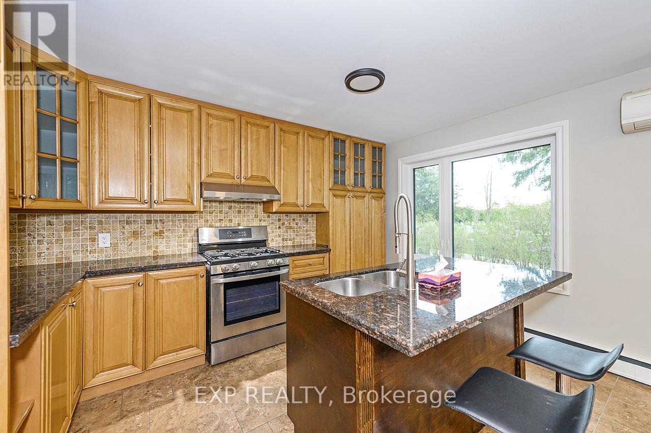Main - 135 Ashbrook Court, Milton, Ontario  L9T 2K8 - Photo 10 - W12105620
