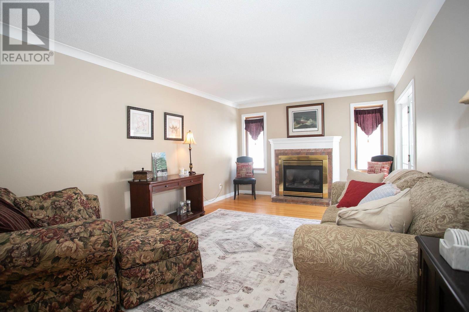 166 Foothill Rd, Sault Ste. Marie, Ontario  P6C 6E4 - Photo 14 - SM250902