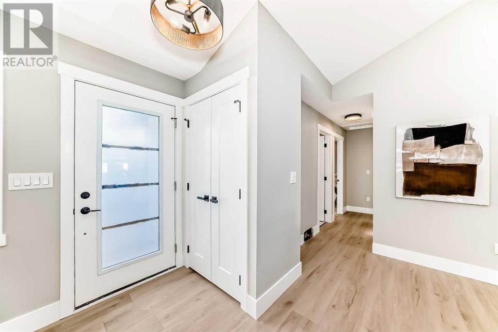 Property at 609 Willowburn Crescent SE image 3