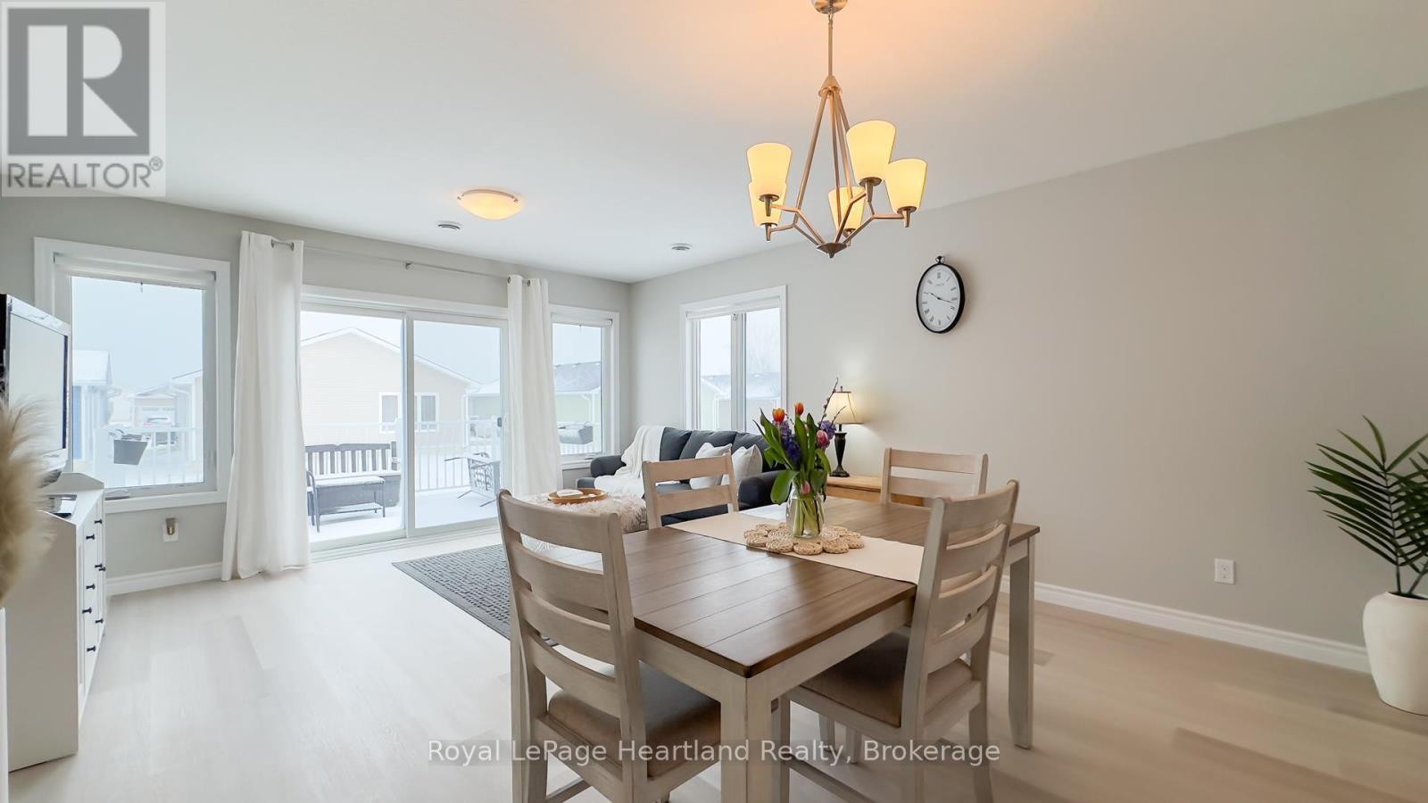 188 Lake Breeze Drive, Ashfield-Colborne-Wawanosh, Ontario  N7A 0C6 - Photo 21 - X12123964