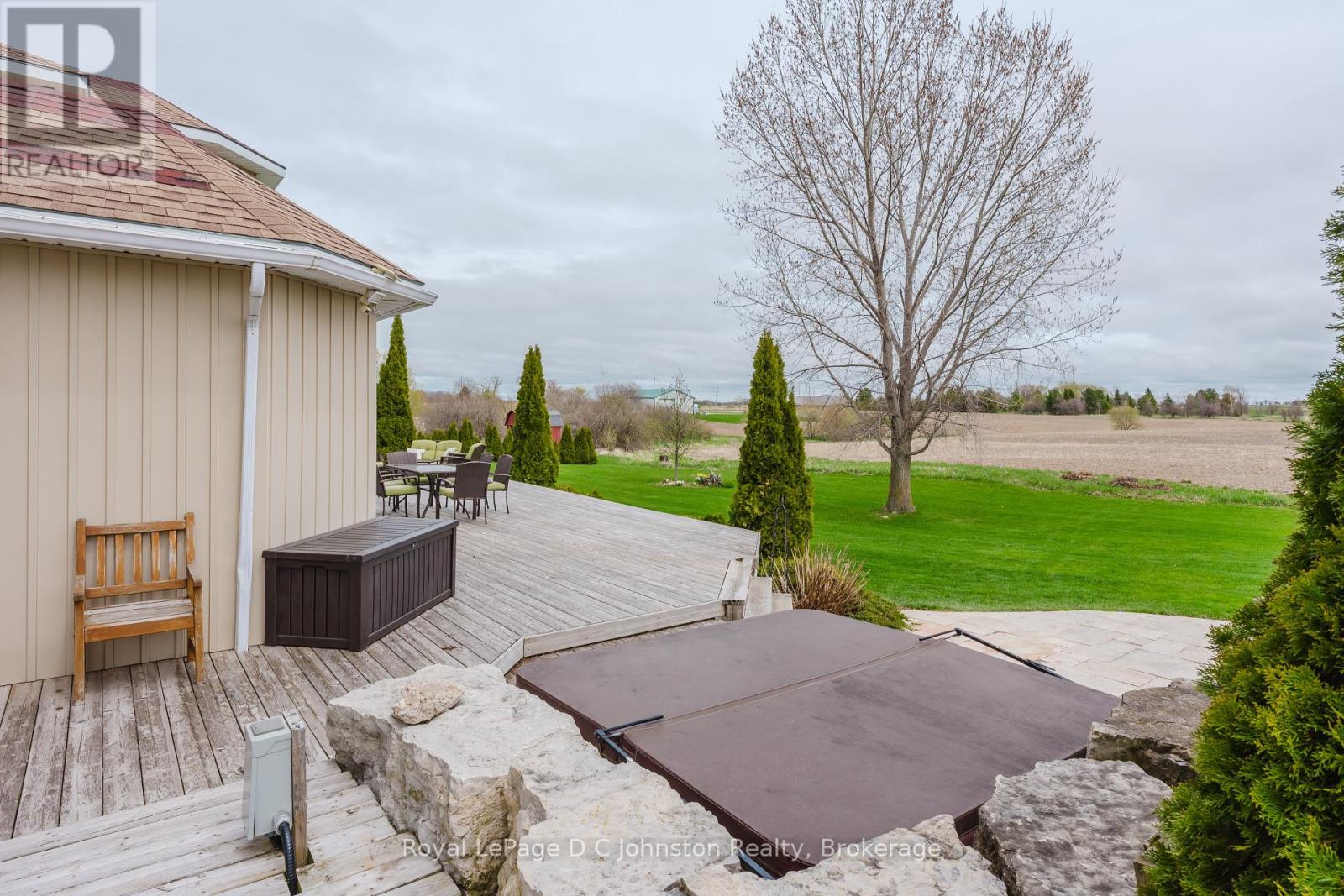 3622 Highway 21, Kincardine, Ontario  N0G 2T0 - Photo 46 - X12124032