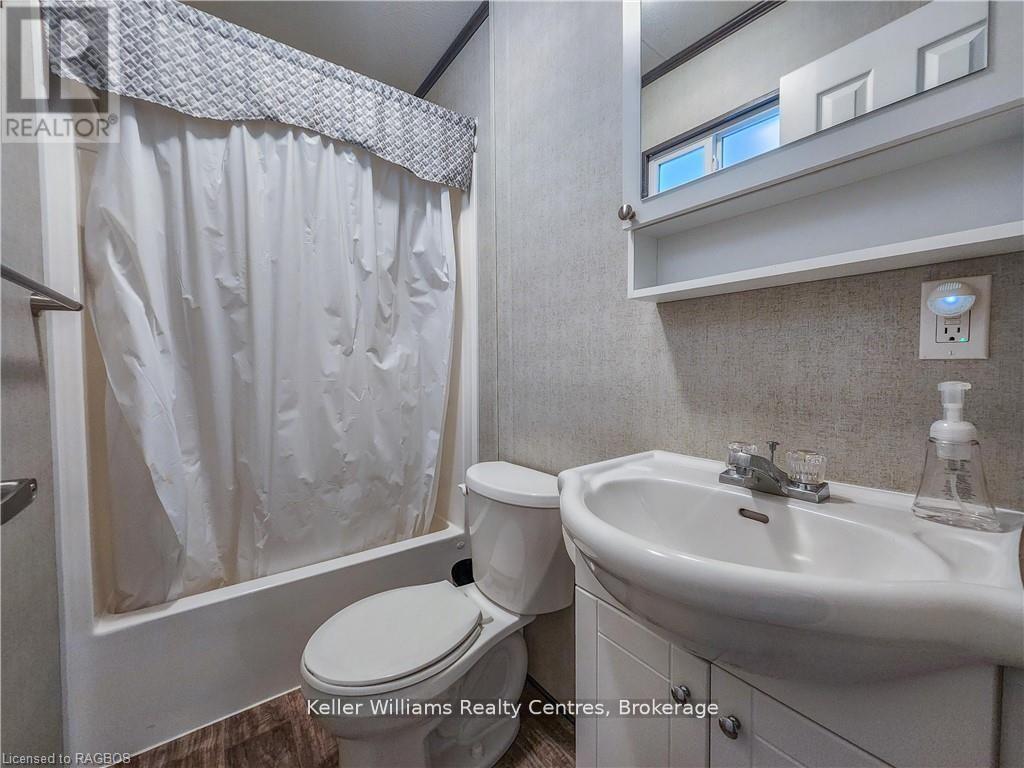 157 - 13 Southline Avenue, Huron-Kinloss, Ontario  N2Z 2X5 - Photo 31 - X12124127
