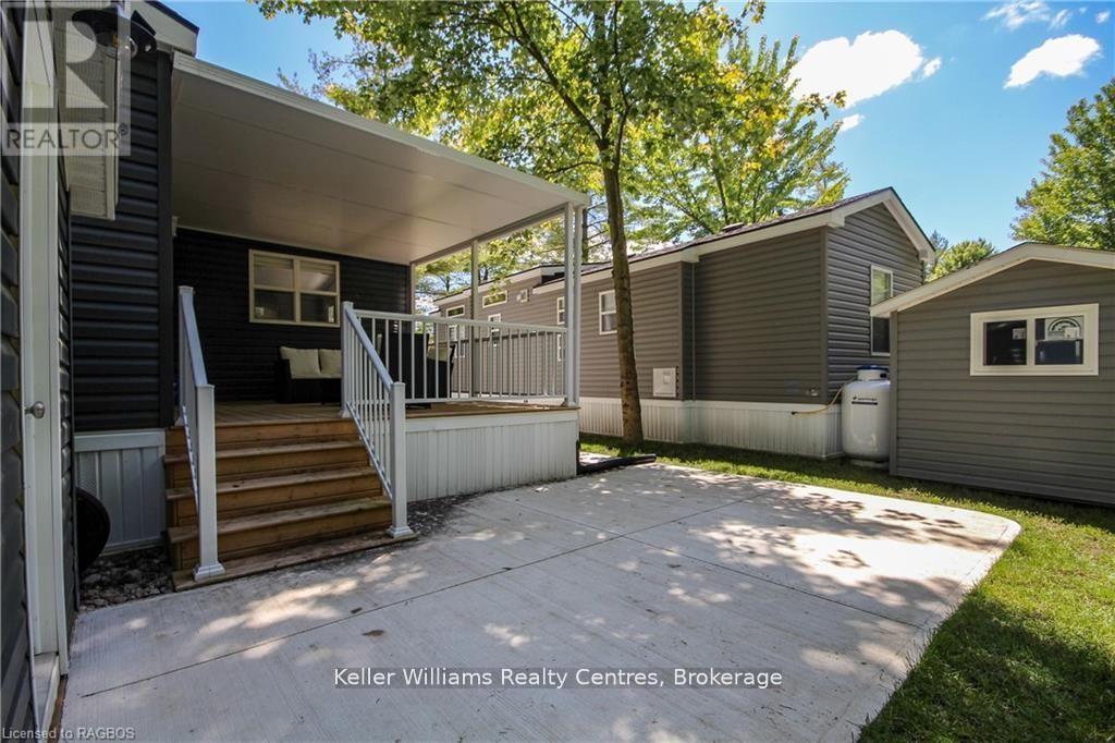 157 - 13 Southline Avenue, Huron-Kinloss, Ontario  N2Z 2X5 - Photo 33 - X12124127