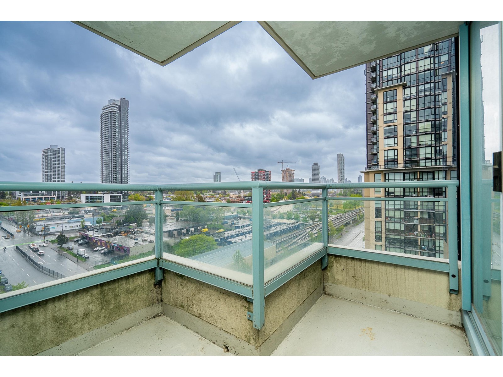 1301 13383 108 Avenue, Surrey, British Columbia  V3T 5T6 - Photo 17 - R2997905
