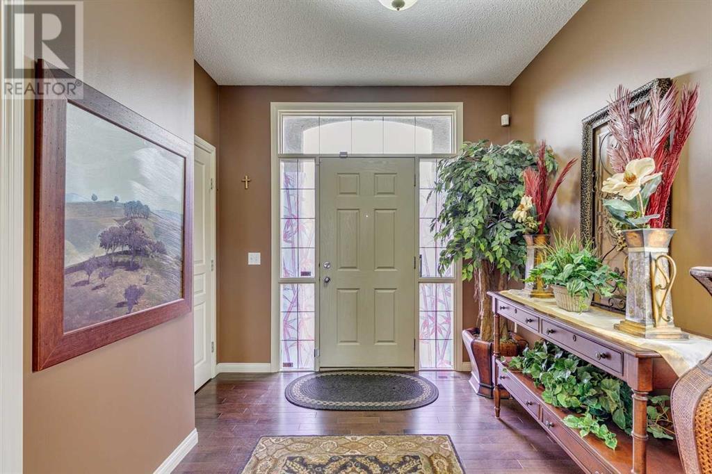Property at 106 Cranleigh Way SE image 3
