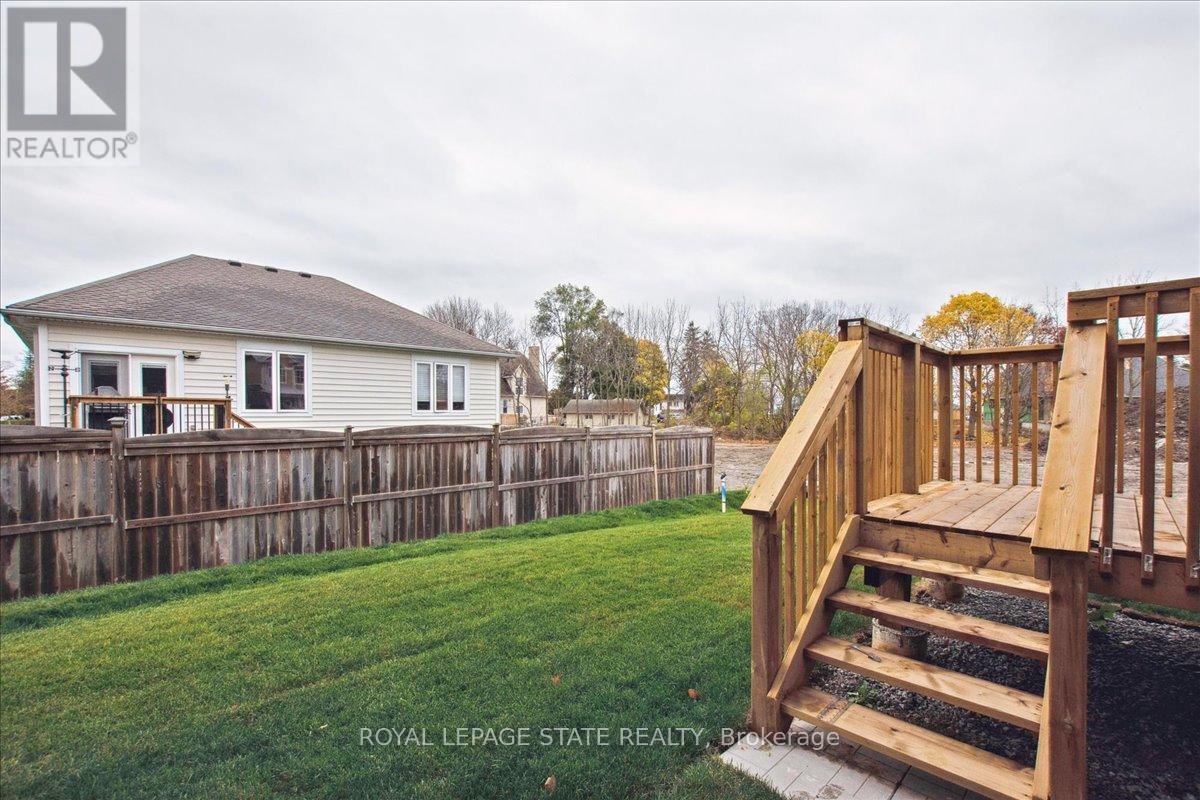 11 Cyclone Way, Fort Erie, Ontario  L0S 1B0 - Photo 39 - X12096700