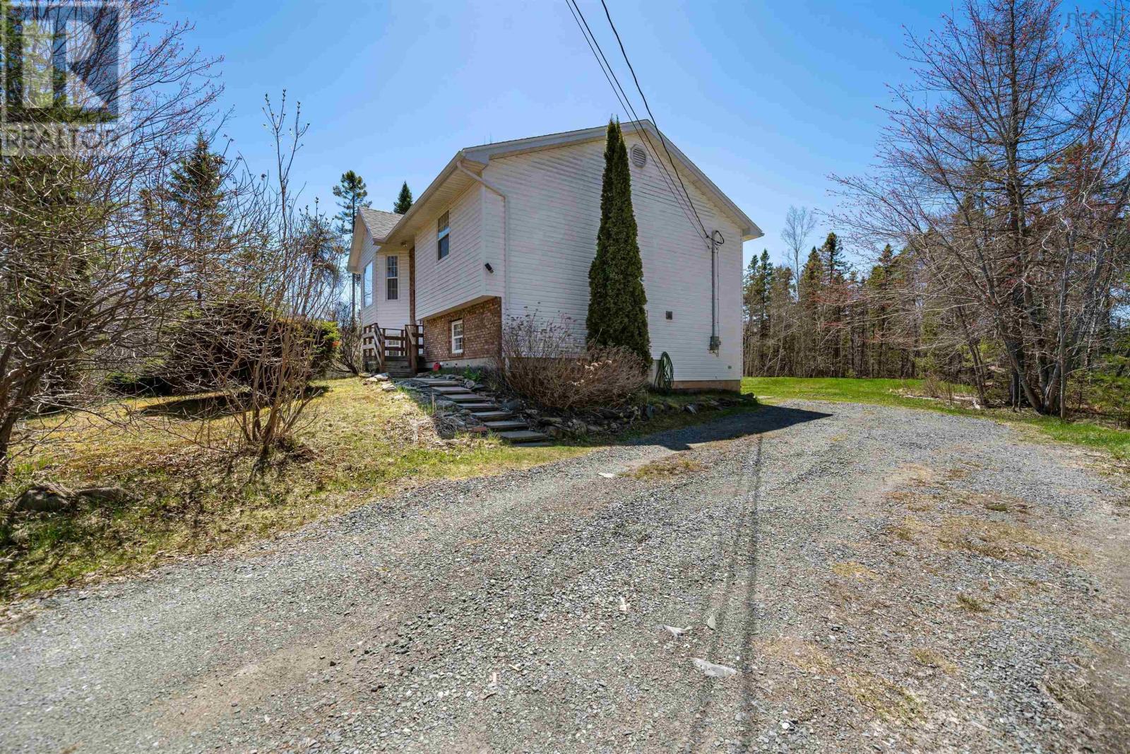 Property at 5 Richard Street image 2