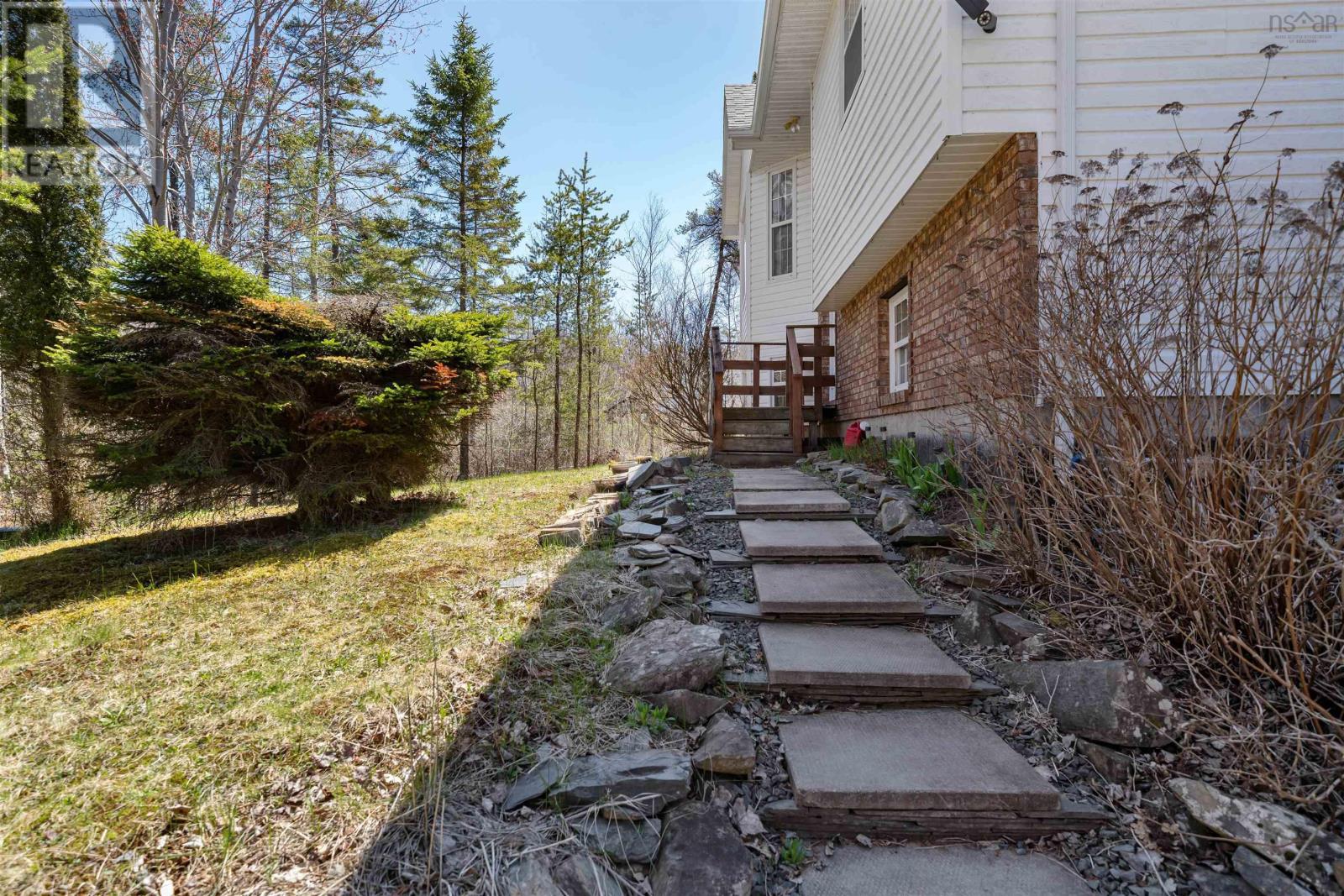Property at 5 Richard Street image 3