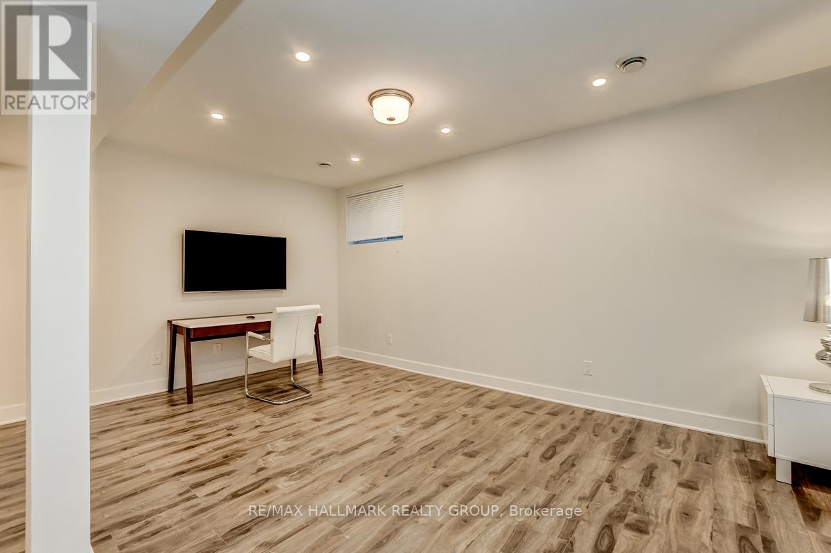 1006 Shefford Road, Ottawa, Ontario  K1J 6X5 - Photo 31 - X12123990