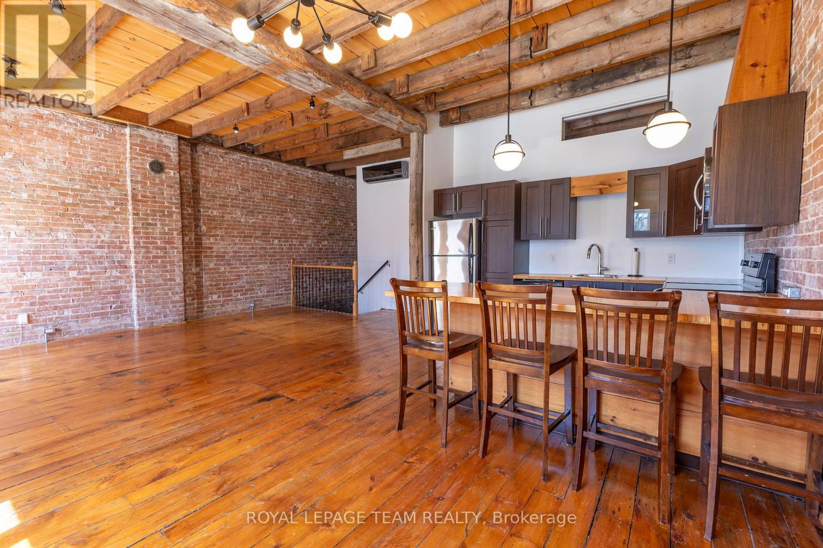 14 Elgin Street W, Arnprior, Ontario  K7S 1N3 - Photo 11 - X12124084