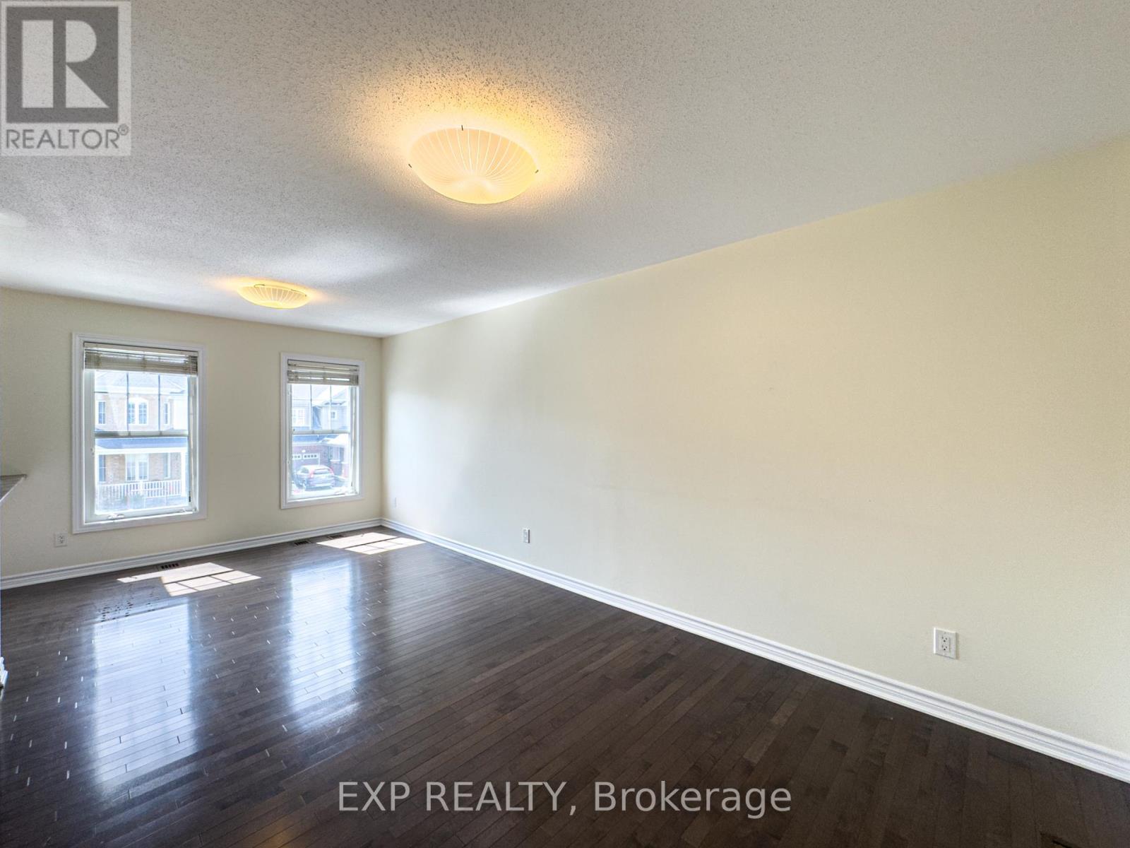 112 Pennant Avenue, Ottawa, Ontario  K2J 5W6 - Photo 8 - X12124097