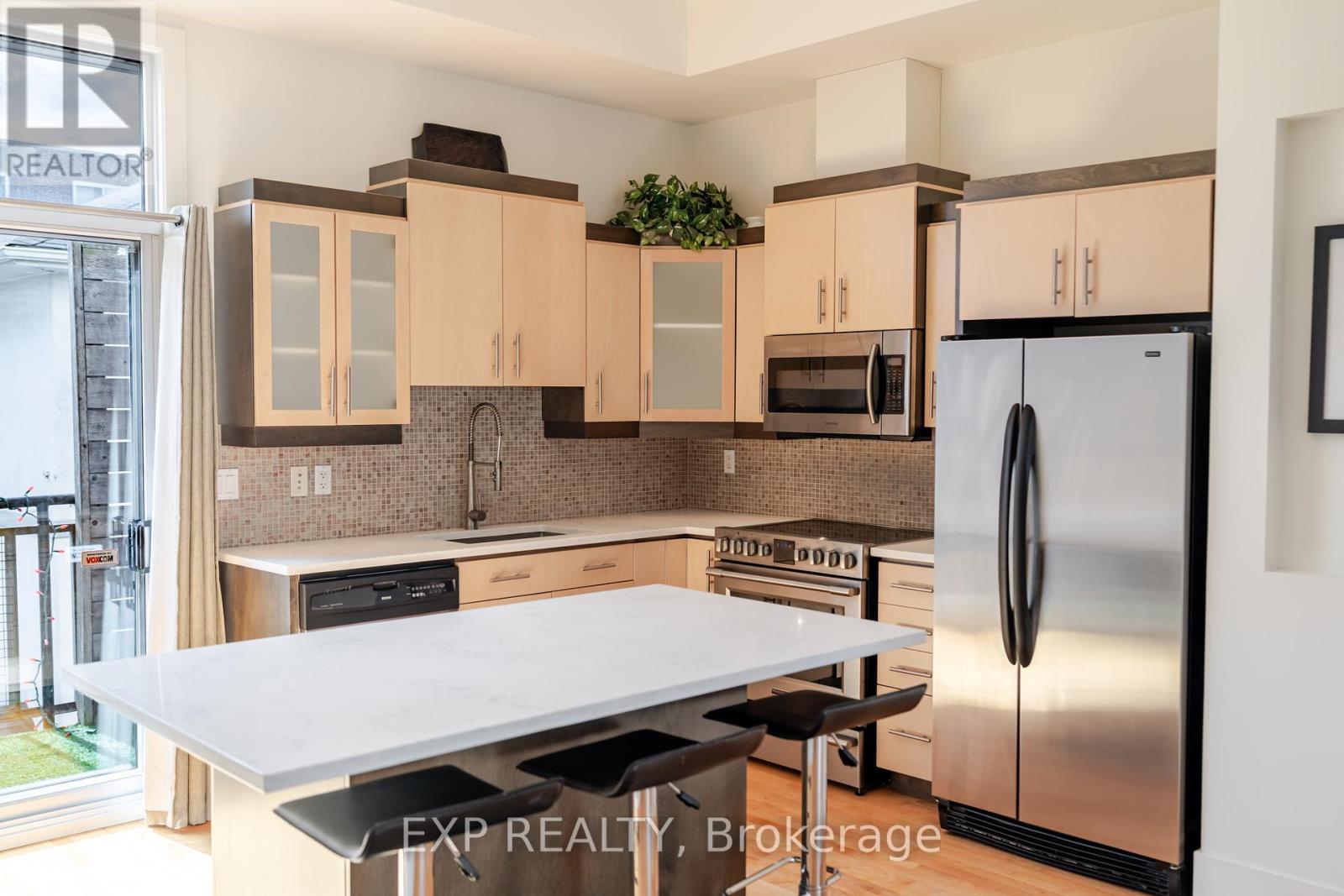 806 High Street, Ottawa, Ontario  K2B 6C4 - Photo 13 - X12124110